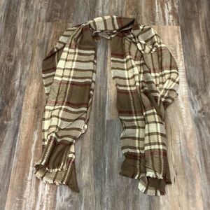 Elegant Brown and Cream Plaid Scarf